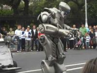 Niesamowity robot na ulicach Dublina 