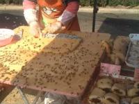 Chinese Street Food Adventures: Bee Mochi! ă˘ă éşťçłŹ mĂĄshu