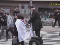 Korwin Mikke - They see him rollin