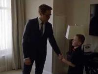 Robert Downey Jr. dostarcza chłopcu bioniczne ramię