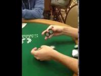 Niecodzienny trik pokerowy
