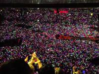 Coldplay robi z widzów koncertów gigantyczne wyświetlacze LED 