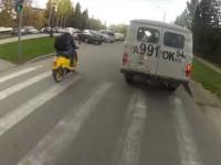wypadek skuterem w rosji
