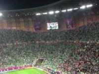 Chóralny śpiew Irlandzkich kibiców w czasie meczu z Hiszpanią.