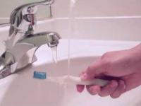 Rinser Toothbrush, rozwiązanie odwiecznego problemu