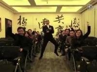 Ambasador RP w Chinach tańczy Gangnam Style