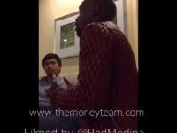Floyd Mayweather chce walki z Mannym Pacquiao! Jest oficjalne nagranie z hotelu