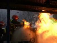 Odważna interwencja Straży Pożarnej - Pożar na stacji LPG 