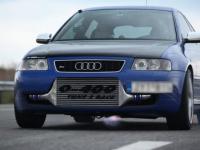 3 s. do 100 km/h   xD    Audi