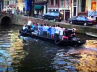 Amsterdam , Euro 2012 , kibice na wodzie