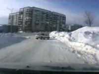 Bardzo śliska droga w Rosji