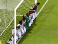 Modlitwa na boisku piłkarzy TP Mazembe jak widać pomagają