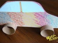 Jak zrobić samochód z rolki po papierze toaletowym?