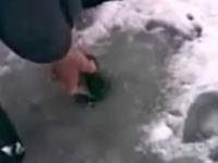 Łowienie ryb pod lodem w Rosji