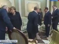 Przygoda Putina z krzesłem 2015.02