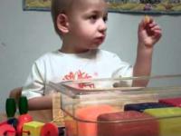 Dwuletni Cooper słyszy po raz pierwszy