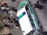 Kibole Borussi Dortmund na ulicy vs samochód policji