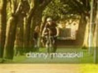Danny MacAskill - rowerowy parkourowiec