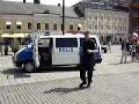 Szwedzki policjant...sobie tańczy