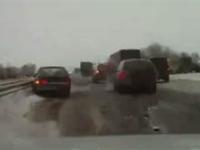 Kompilacja wypadków drogowych w Rosji