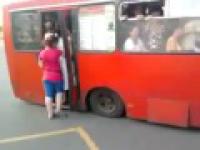 Rosjanie potrafią - Pełen Autobus 