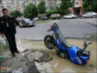 Dziwny wypadek motocyklowy