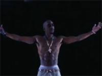 Hologram Tupaca na scenie ze Snoop Doggiem