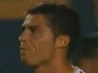 Cristiano Ronaldo - reakcja na wbiegnięcie fana na boisko