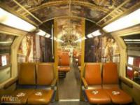 Wnętrze pociągu na trasie Paryż-Wersal