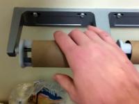 Irytująca wymiana zużytej rolki papieru toaletowego