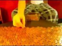 Jak zrobić stół pokryty monetami