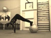 Workout with a Ball - Improve your Core, Stability and Strength (Workout Maniac)