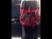 Genialna świąteczna wersja butelki Coca-Coli