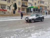 Zima zaskoczyła drogowców w Azerbejdżanie