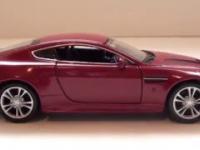 Автомобиль Aston Martin / Астон Мартин Машинка V12 Vantage