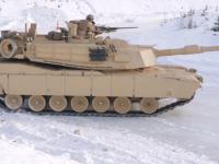 M1 Abrams i latanie bokiem