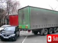 Ciężarówka ciągnie samochód osobowy