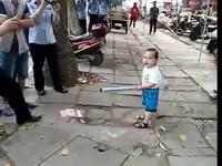 Wnuczek broni babcię przed strażą miejską