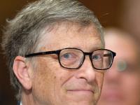 Bill Gates namawia do... hodowania kurczaków. W naprawdę ważnym celu