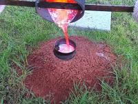 Odlewanie gniazda mrówek ognistych w aluminium