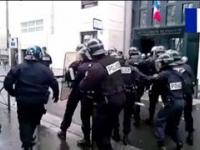Migranci atakują francuski posterunek policji