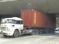 Ciężarówki vs Mosty