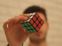 How to Solve the Rubik's cube! (Magic solution)