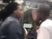 USA: Mężczyzna atakuje kobietę w sklepie i przegrywa walkę