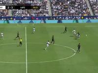 Fenomenalny pierwszy gol Ibrahimovicia dla LA Galaxy