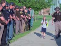 Pierwszy dzień w szkole 5-latka po śmierci taty - policjanta