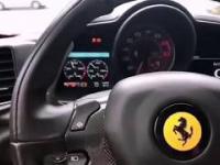 Pierwszy raz za kółkiem bywa trudny - Ferrari 458 Crash