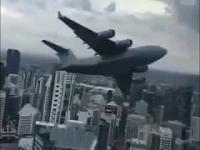 Bliskie spotkanie samolotu z wieżowcem w Australii