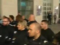 Francuscy policjanci, którzy nie chcą walczyć ze swoimi rodakami