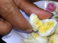 Eating Show Boiled Egg 5 Egg @Tk 20 Young Man Hard Work Selling Healthy Street Food Boiled Egg Quail